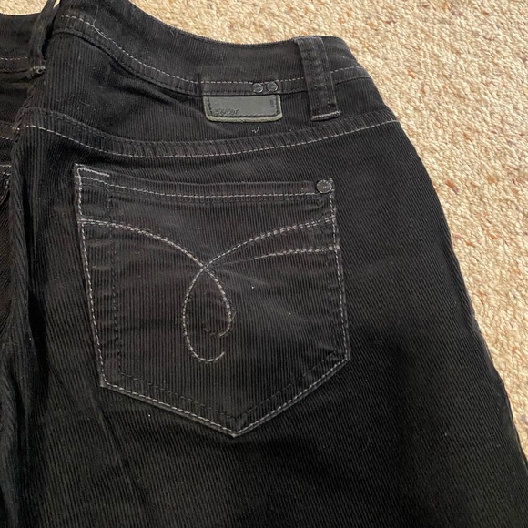 Like New Boot Cut Jean - Picture 6 of 9